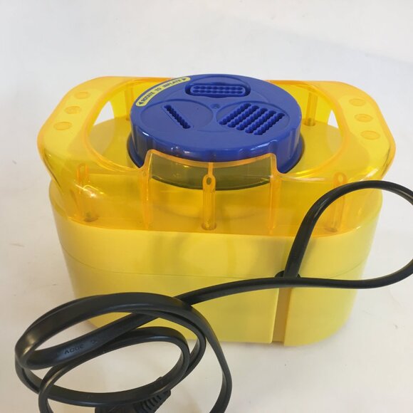 Zuru Bunch-O-Balloons Self-Sealing Party Balloons Pump - Picture 9 of 15